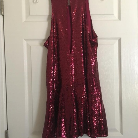 Sequin red party/costume dress - Picture 2 of 2